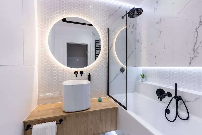 shower and bathtub screens