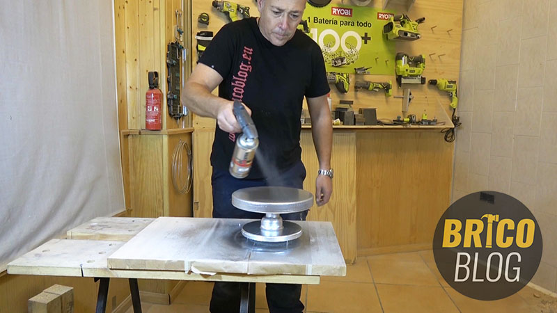 how to make a pottery wheel - photo 14