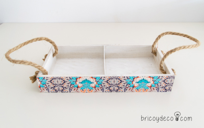 decorate wooden box with decoupage