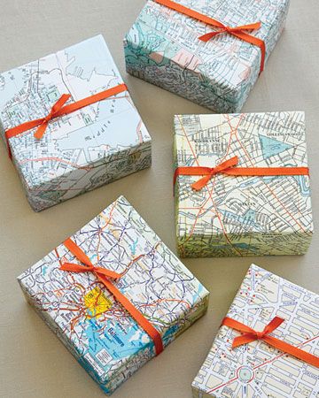 christmas gift wrapping maps 