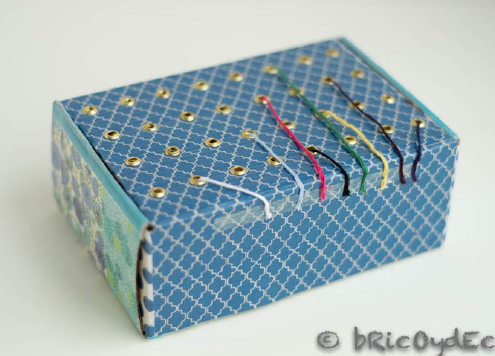 recycle-egg-box-organize-threads