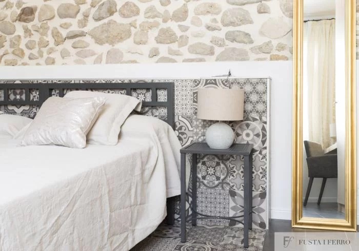 decorate the bedroom with hydraulic tiles