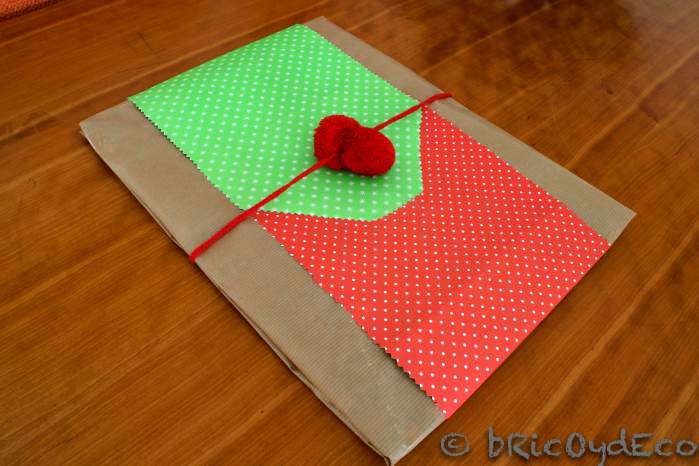 wrap-package-for-gift