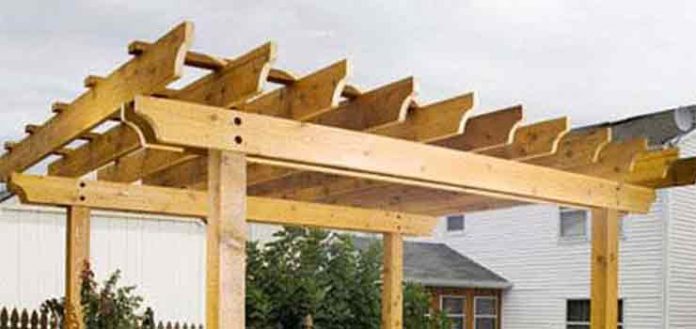 construir pergola de madera - Destacada