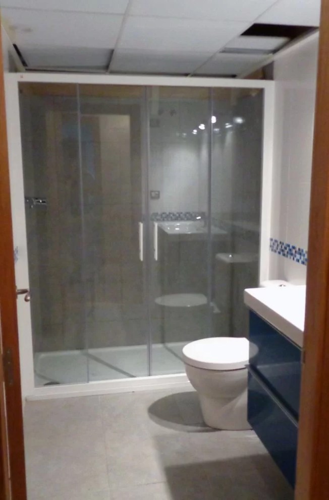 bathroom reform shower screen blaca