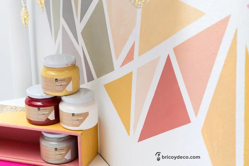 renovate with paint using only 4 colors