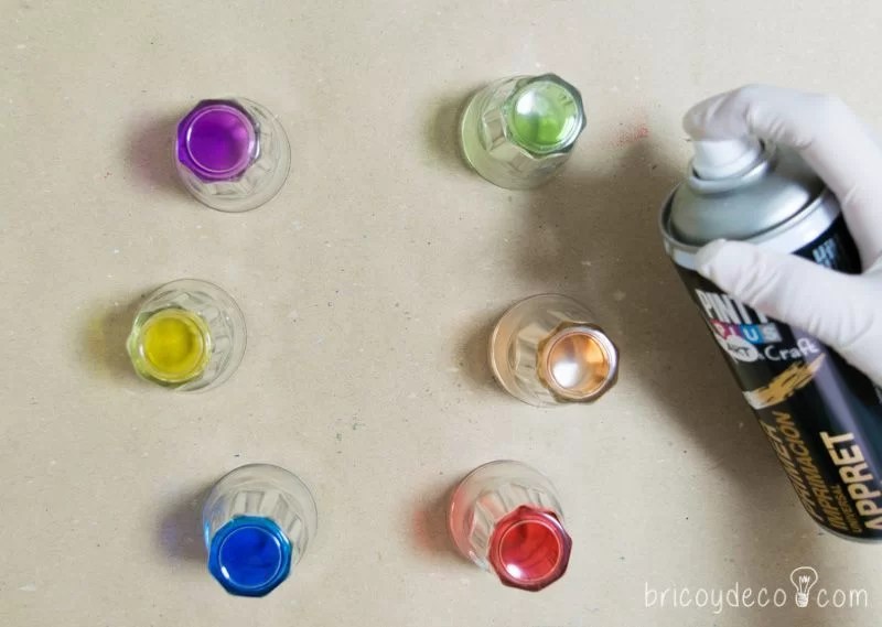 priming and recycling glass with spray paint