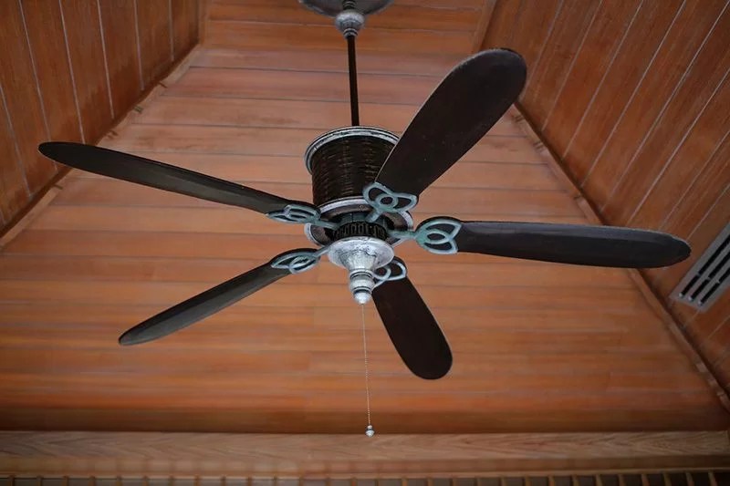 fan to save on air conditioning consumption