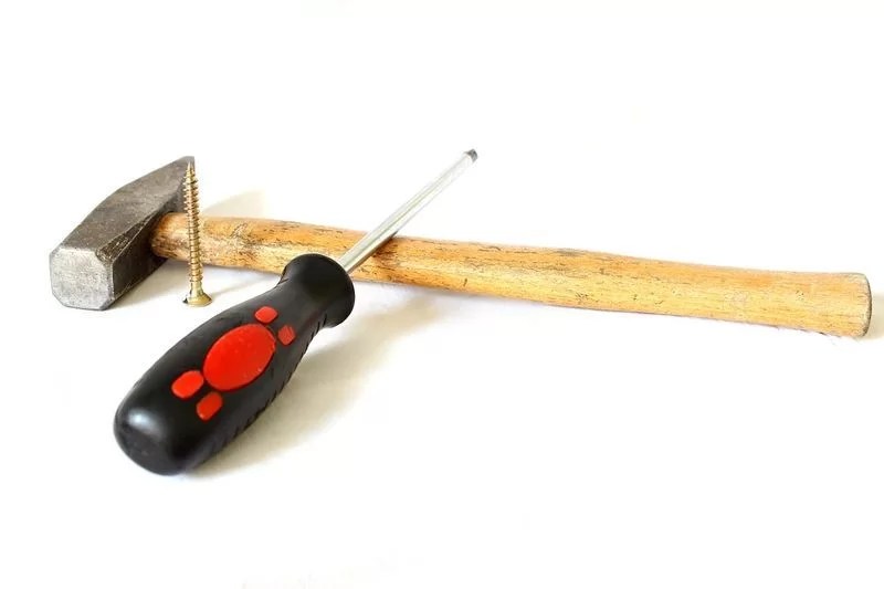 essential upholstery tools
