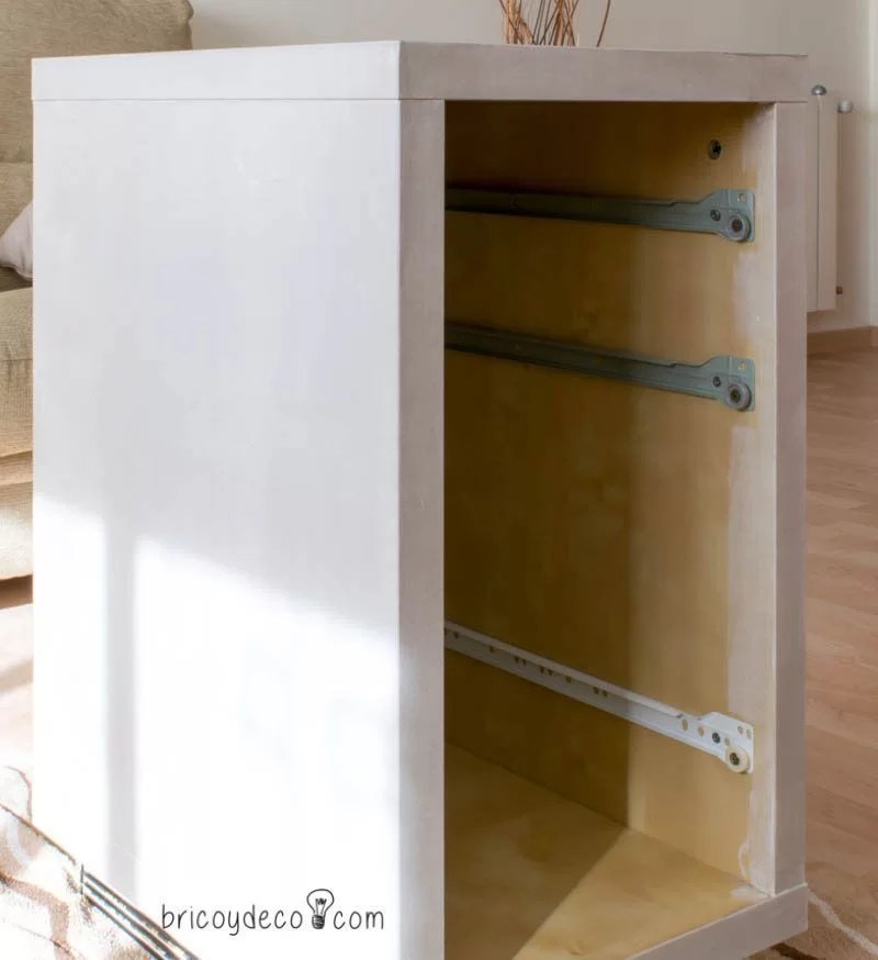 painting melamine furniture with primer