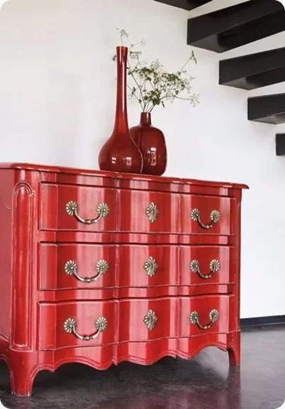 classic lacquered furniture