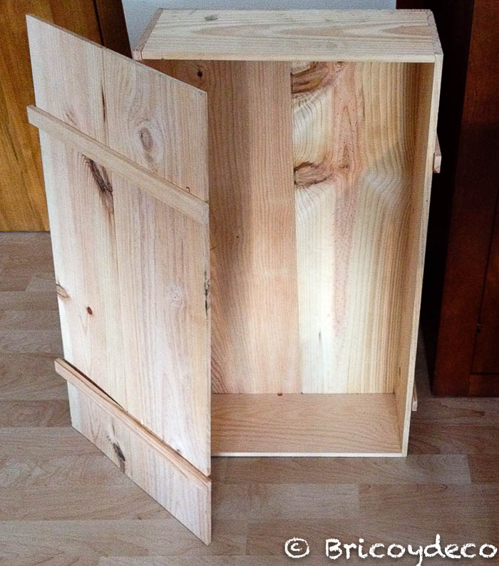 wooden box for recycling