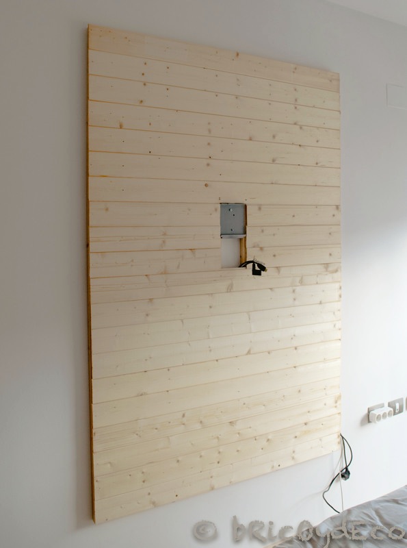 panel-slats-wall