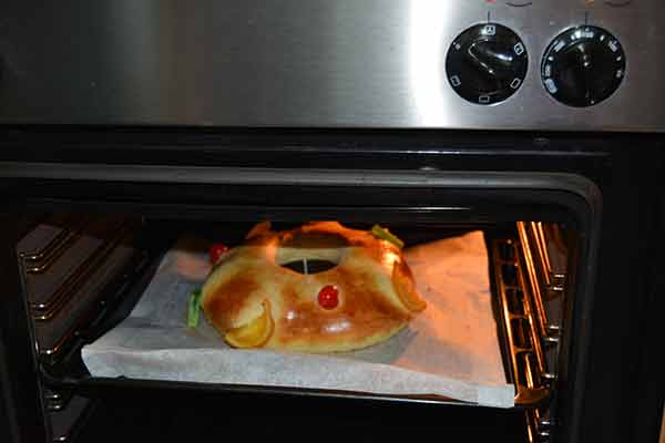 Homemade Rosco de Reyes 8
