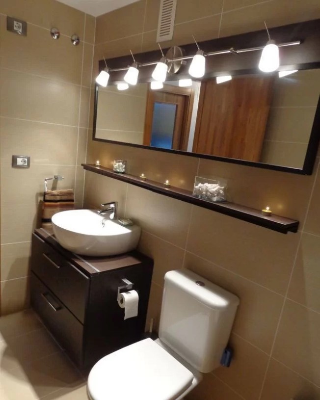 Washbasin cabinet, mirror and shelf