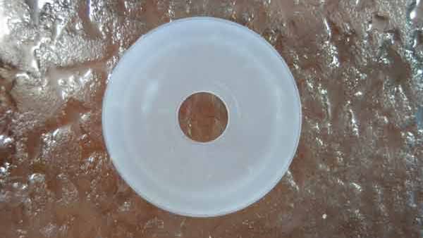 Cistern outlet closure silicone gasket