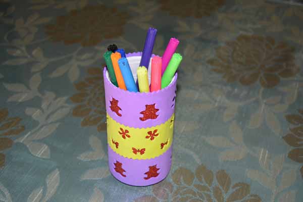 Recycled pencil holder 1