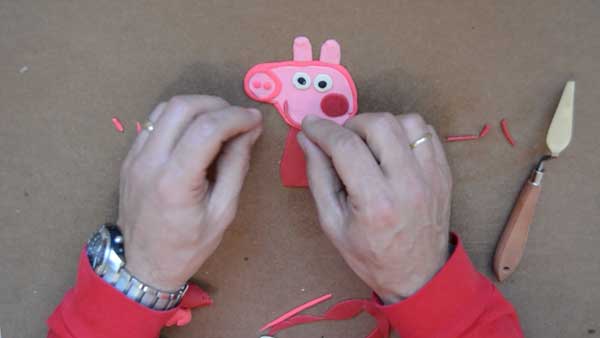 Make Peppa Pig with plasticine
