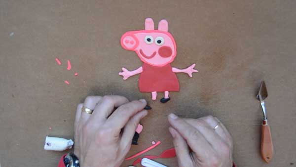 Make Peppa Pig with plasticine