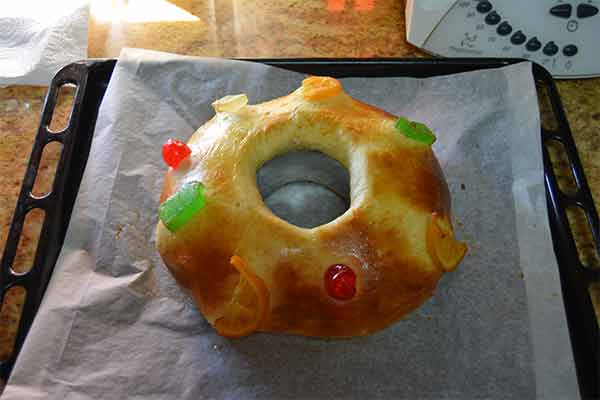 Homemade Rosco de Reyes 1