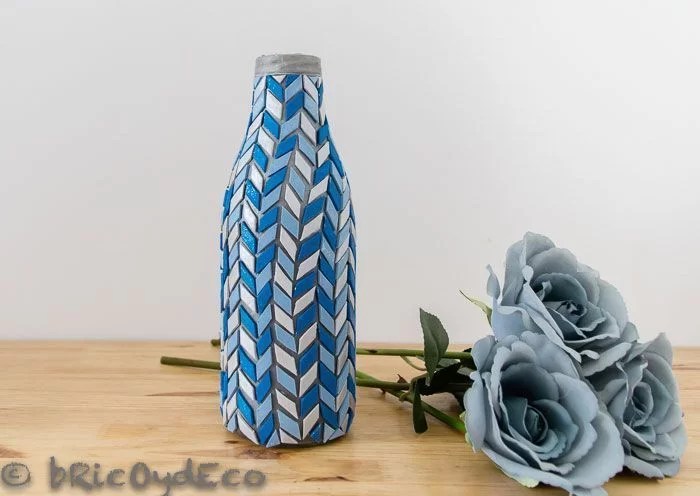 recycle-a-glass-bottle-mosaic-vase